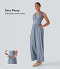 Combinaison décontractée SoftlyZero™ Airy à effet frais InstantCool à col V sans manches avec fronces, poches latérales et zip invisible, accès facile Easy Peasy