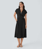 Robe mi-longue décontractée à col chemise, décolleté en V, manches courtes, drapé et poches latérales avec boutonnage