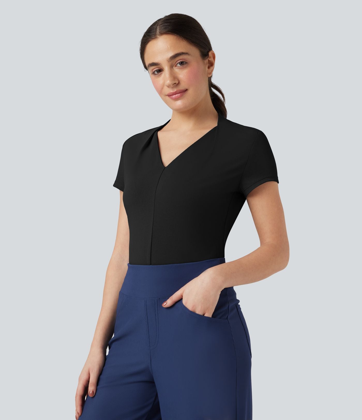 Haut tailleur col V manches courtes