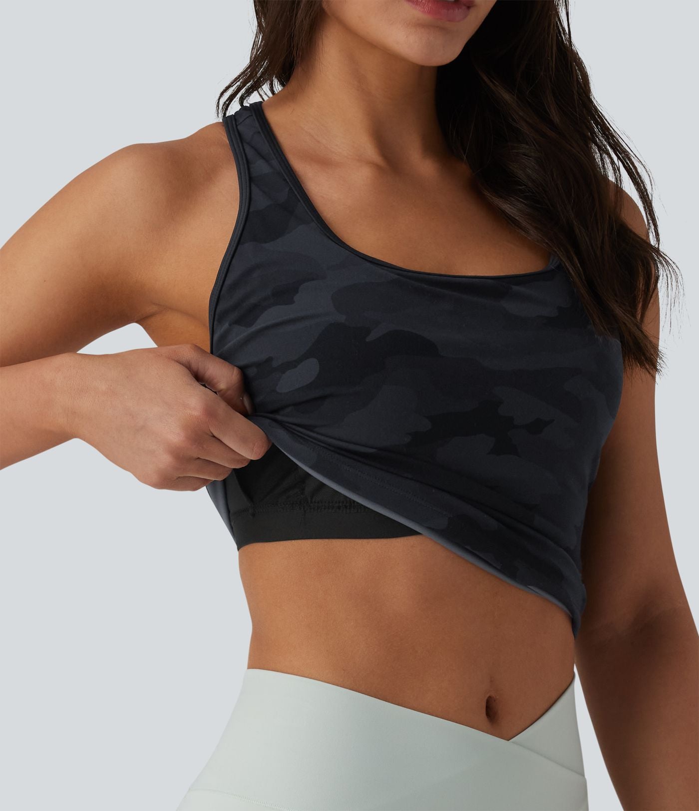 Halara UltraSculpt™ Débardeur de yoga dos nageur col U imprimé camouflage avec soutien-gorge intégré