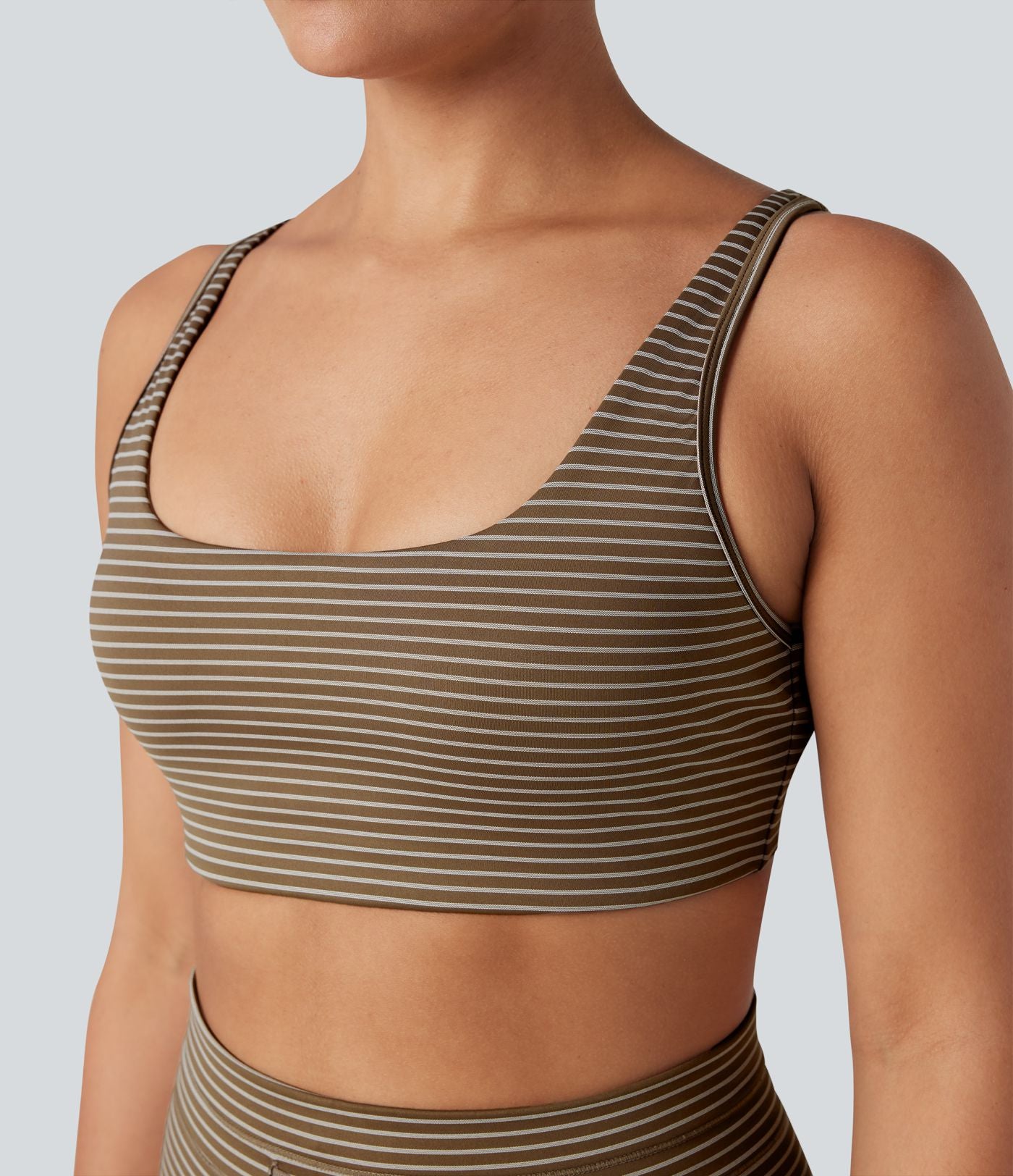 Brassière de sport yoga soutien léger col U à découpes rayé bonnets A-C
