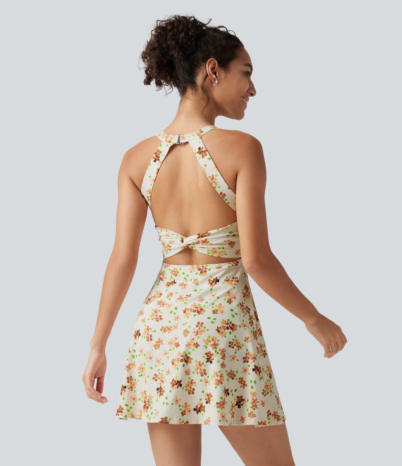 Robe active mini de danse 2-en-1 à petites fleurs, coussinets amovibles, poches et accès facile Easy Peasy