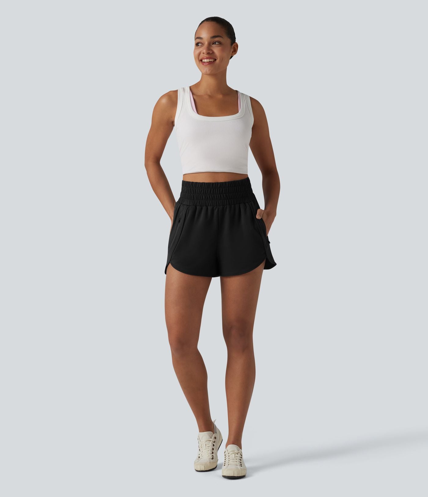 Short sweat décontracté taille haute à ourlet arrondi 7,5 cm avec poches