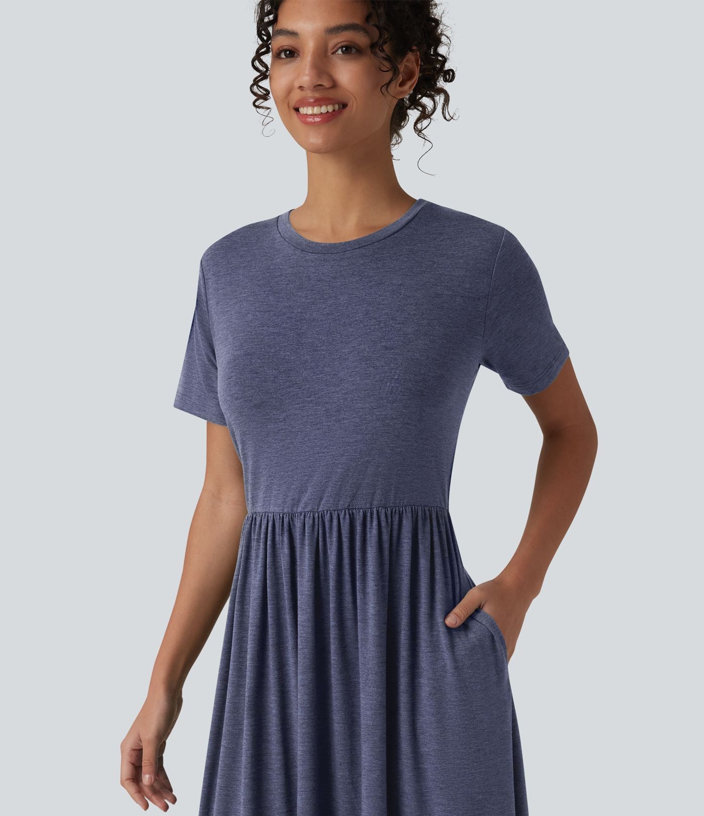 Robe midi casual chinée col rond à manches courtes, avec poches
