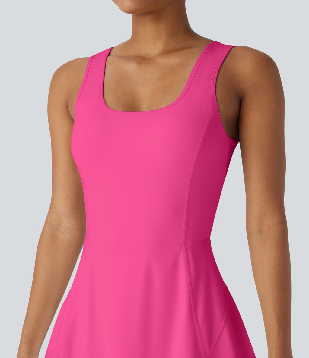 Softlyzero™ Airy Robe Sport de danse courte 2-en-1 avec dos nu croisé, encolure en U et poches latérales