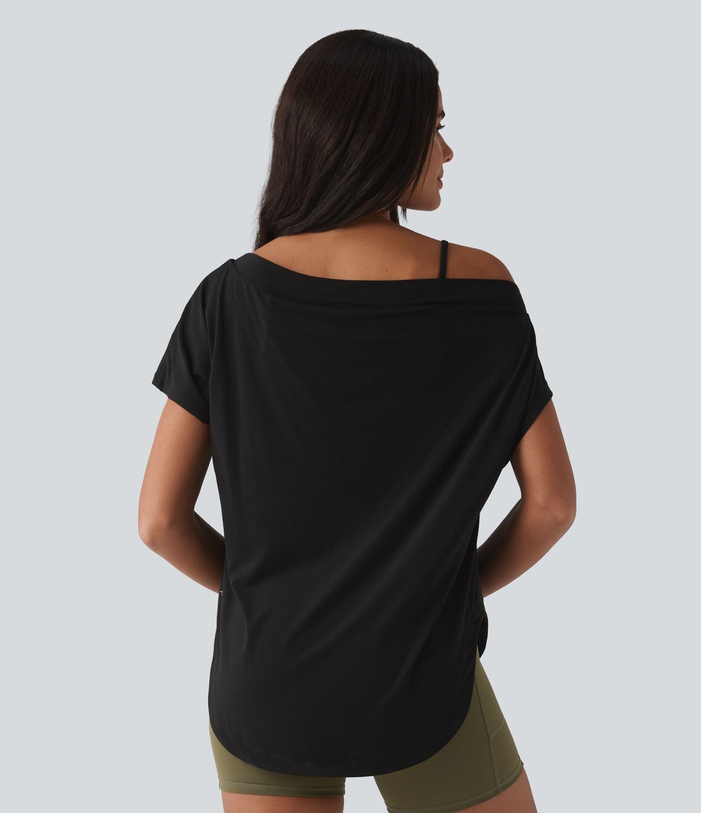 Top de yoga à une épaule, manches courtes, ourlet asymétrique et soutien-gorge intégré à séchage rapide