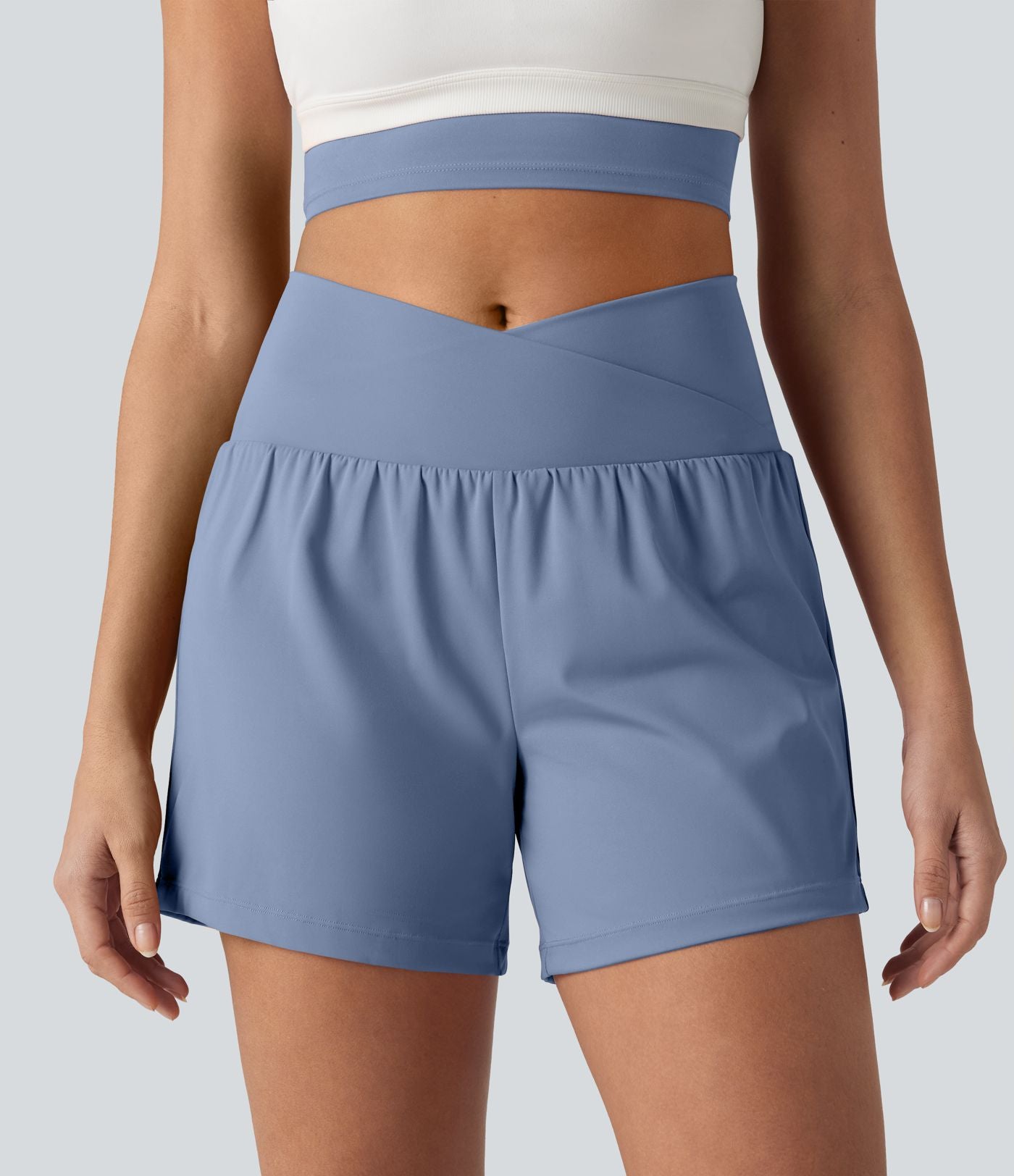 Short de yoga SoftlyZero™ Airy croisé taille haute 2-en-1 effet frais InstantCool 12,5 cm avec poches