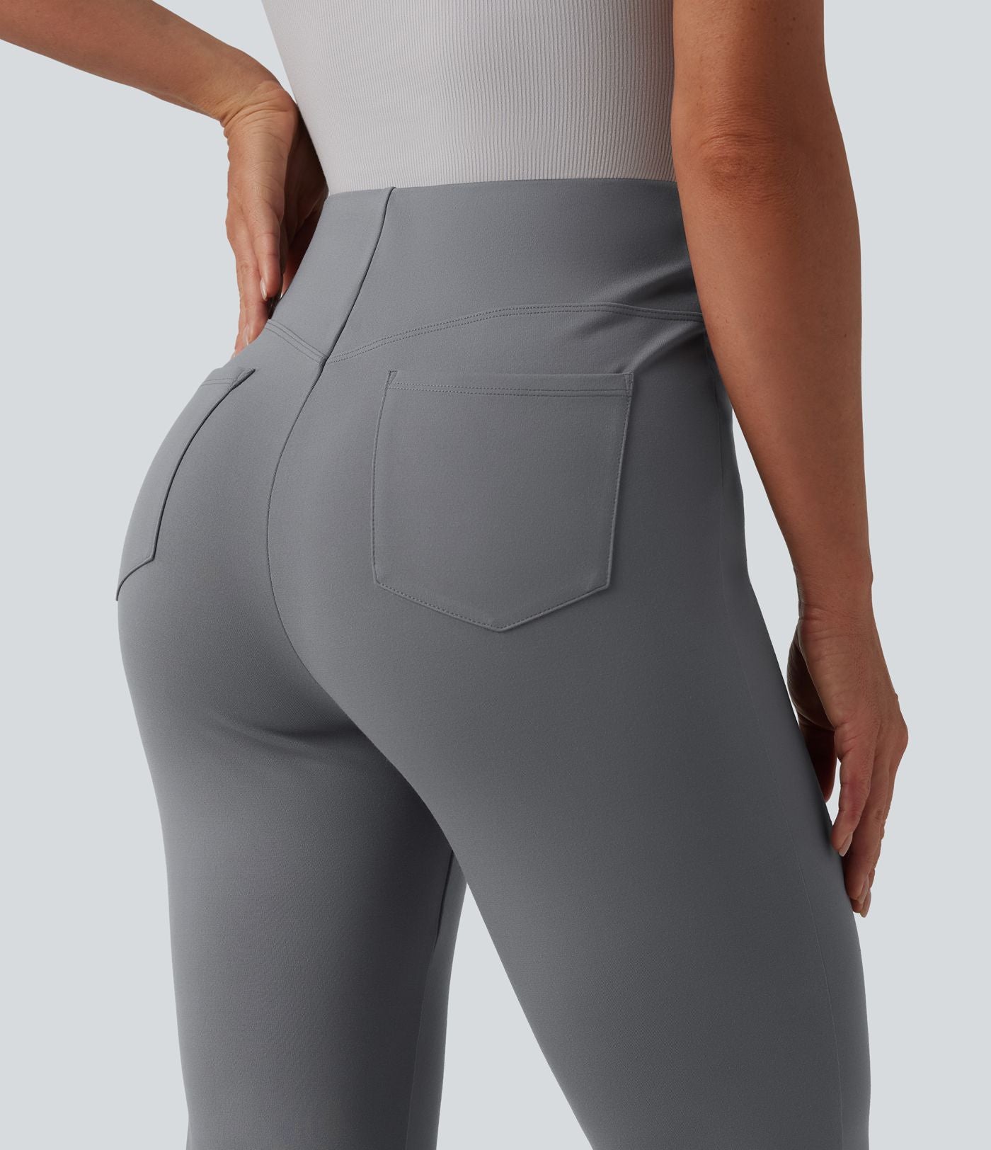 Pantalon évasé décontracté taille haute gainant en V avec poches