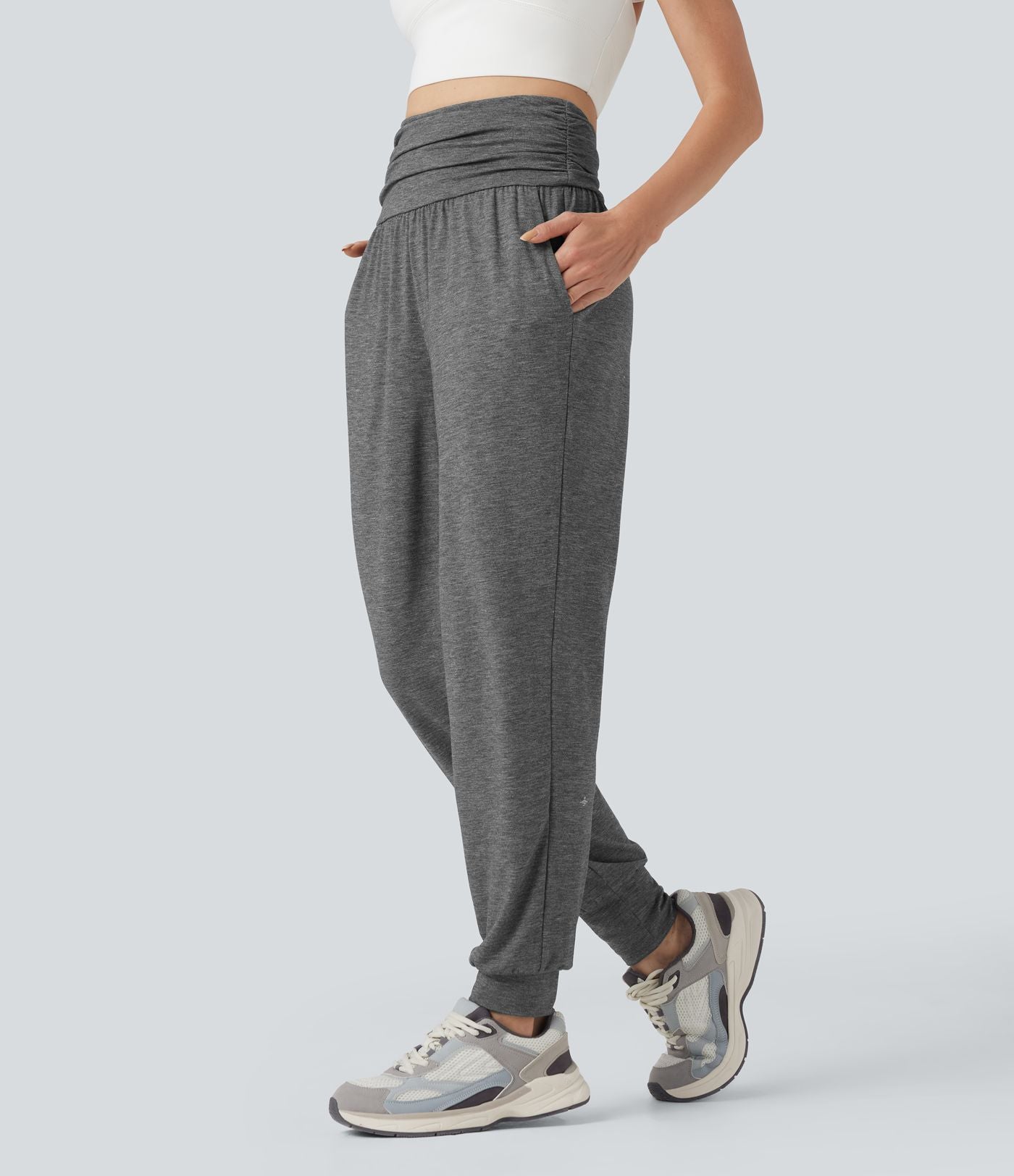 Jogging taille haute froncé chiné avec poches
