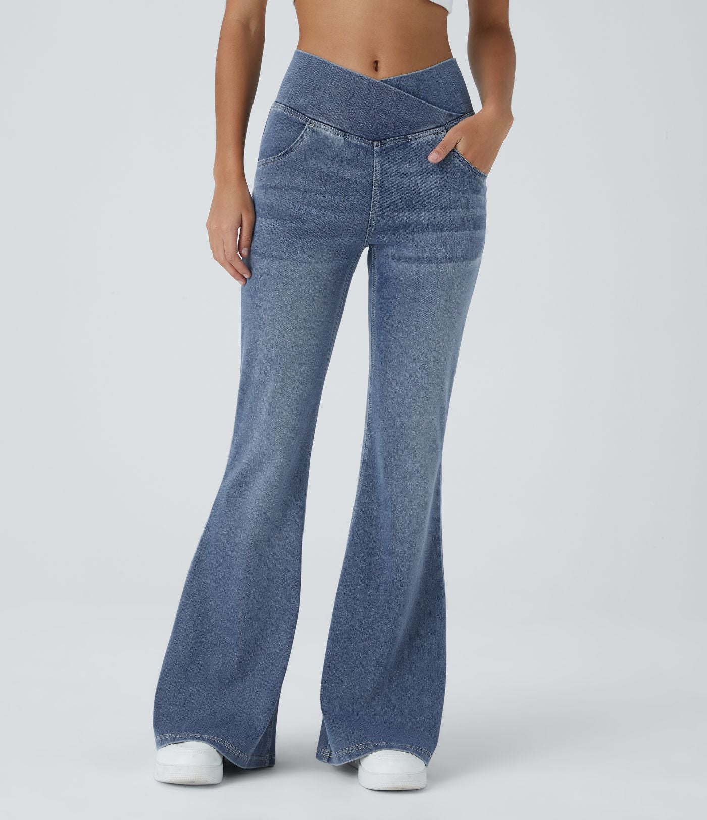 Halara Flex™ Jean Évasé à Taille Haute avec Poche Crossover Tissu Élastique Lavé