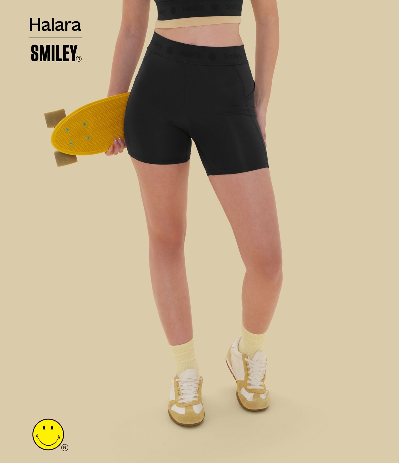 Short cycliste Halara X Smiley® SpeedWave™ 12,5 cm taille haute à séchage rapide avec poches