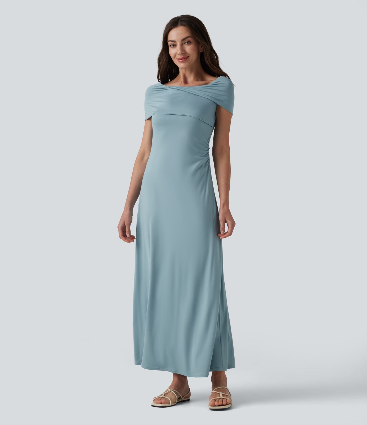 Robe casual maxi froncée à épaules dénudées avec lien noué dans le dos