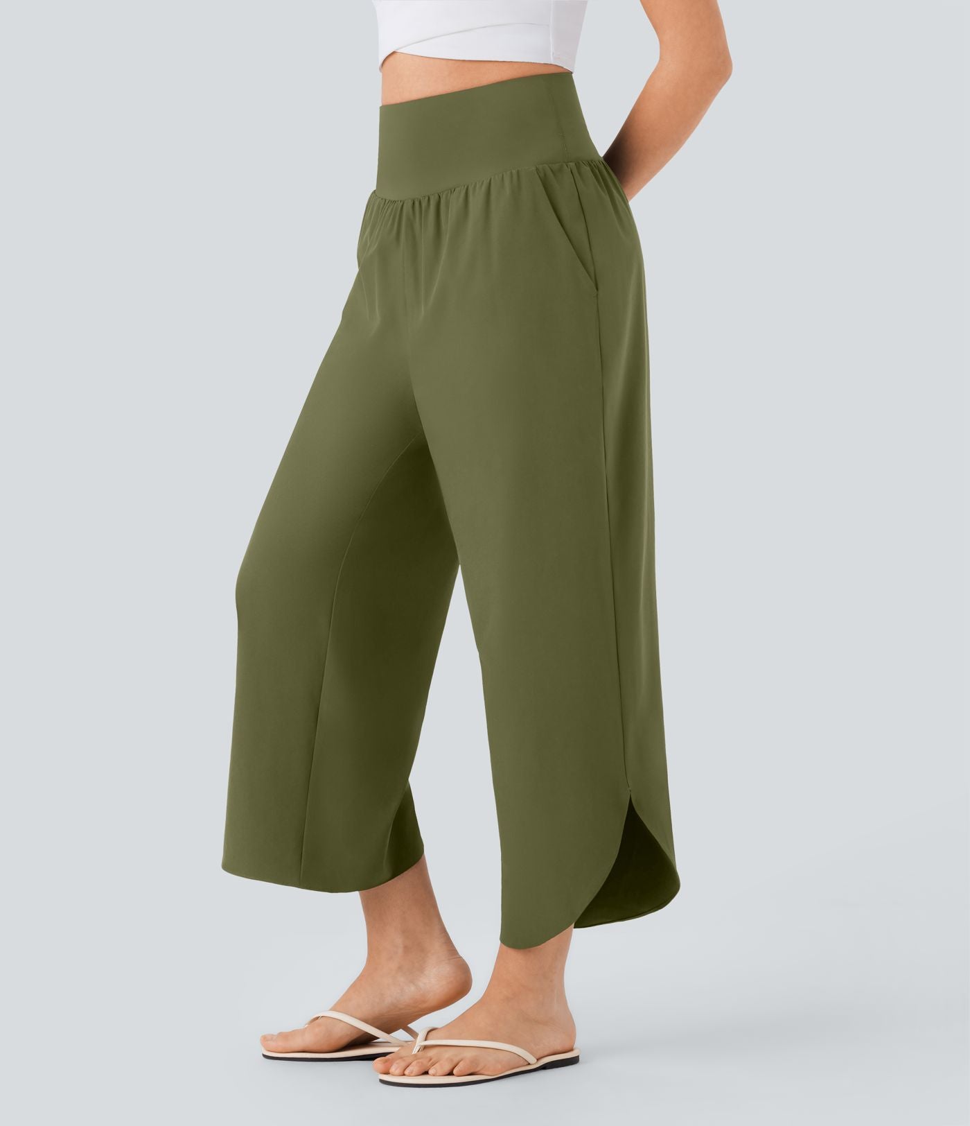 Pantalon fluide resort Breezeful™ à séchage rapide, coupe fendue et effet ventre plat