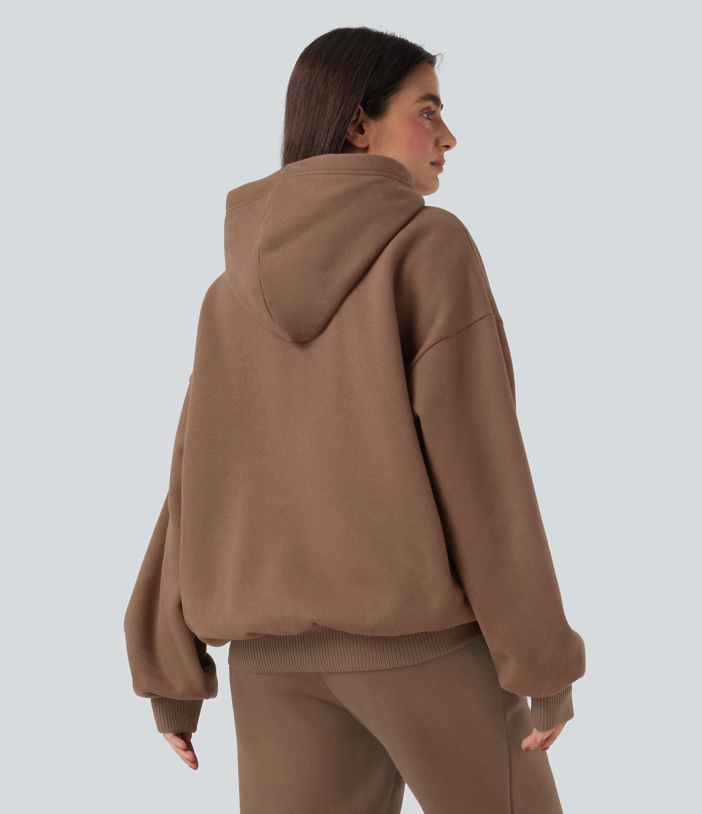 Sweat à capuche en coton molleton manches longues avec poches