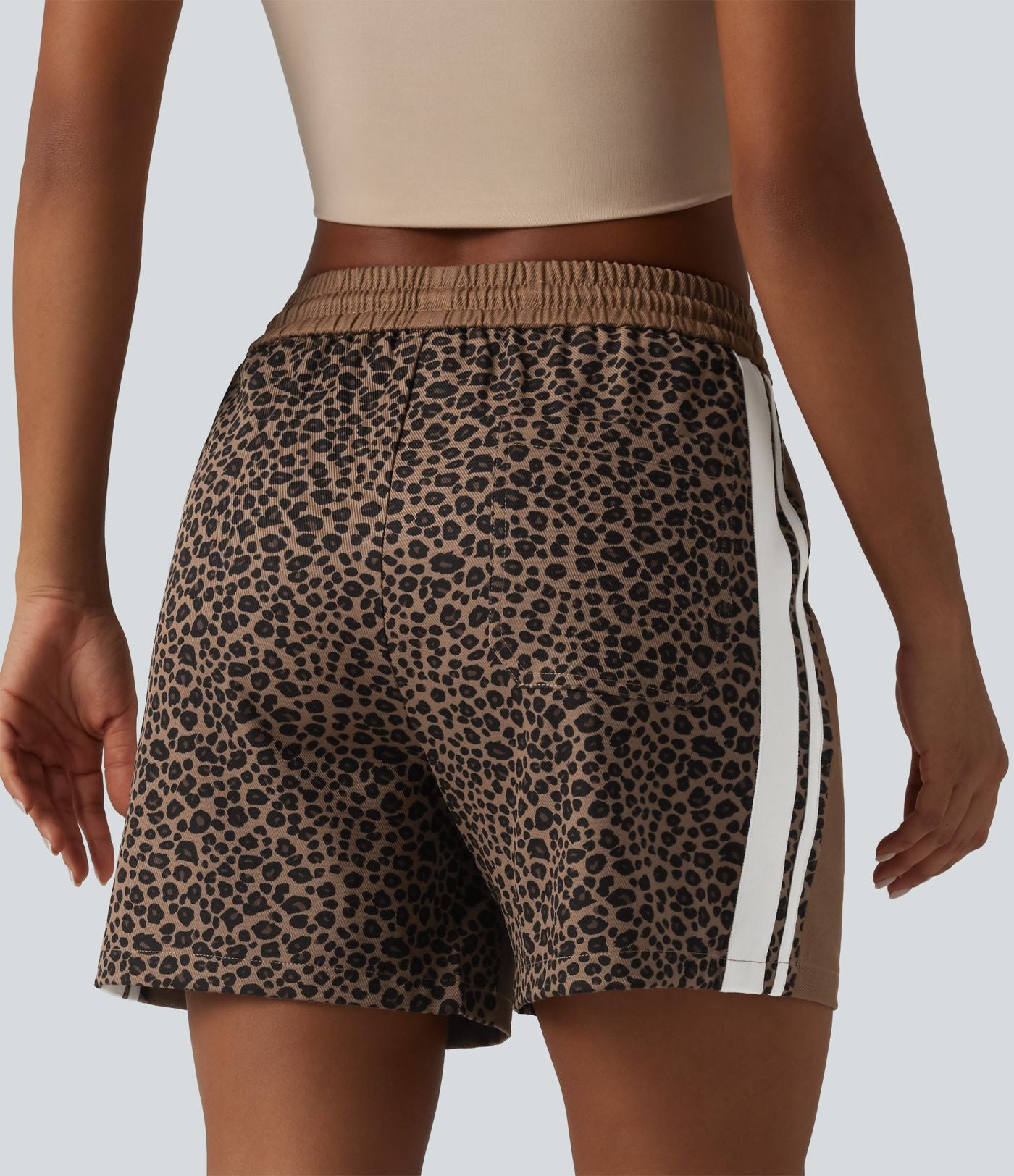 Short ample décontracté à taille mi-haute, cordon de serrage, rayures color block, imprimé léopard contrastant, 12,5 cm, avec poches