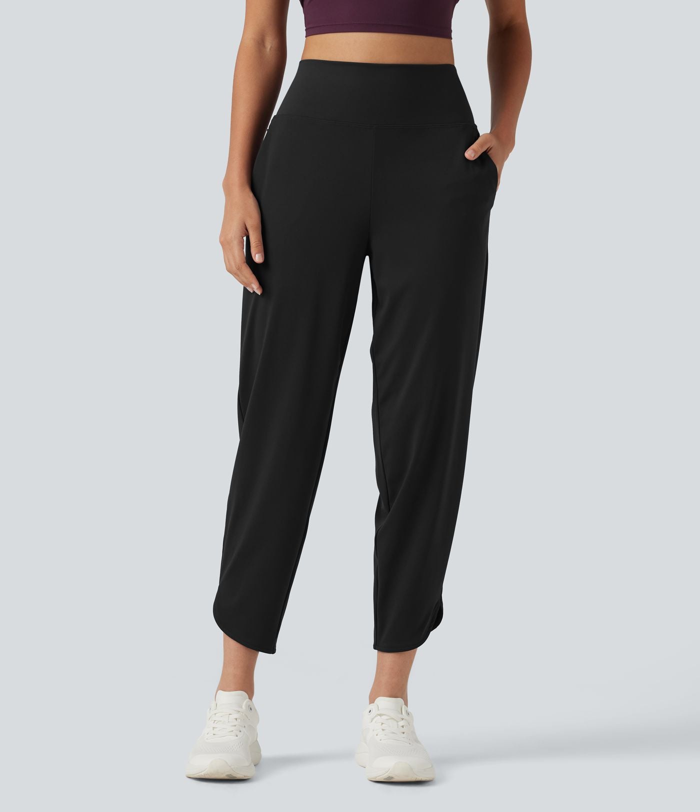 Pantalon de running court effet frais InstantCool taille haute à séchage rapide avec cordon intérieur, ourlet arrondi, poches et protection solaire UPF50+