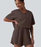 Combinaison-short casual henley à manches courtes avec poches — Easy Peasy