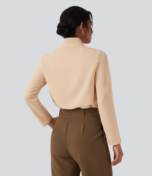 Chemise esprit bureau défroissage facile avec col foulard et manches longues