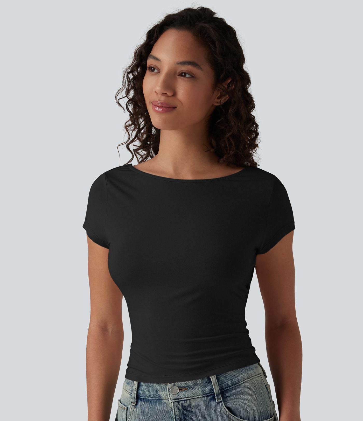 T-shirt décontracté col bateau manches courtes dos drapé