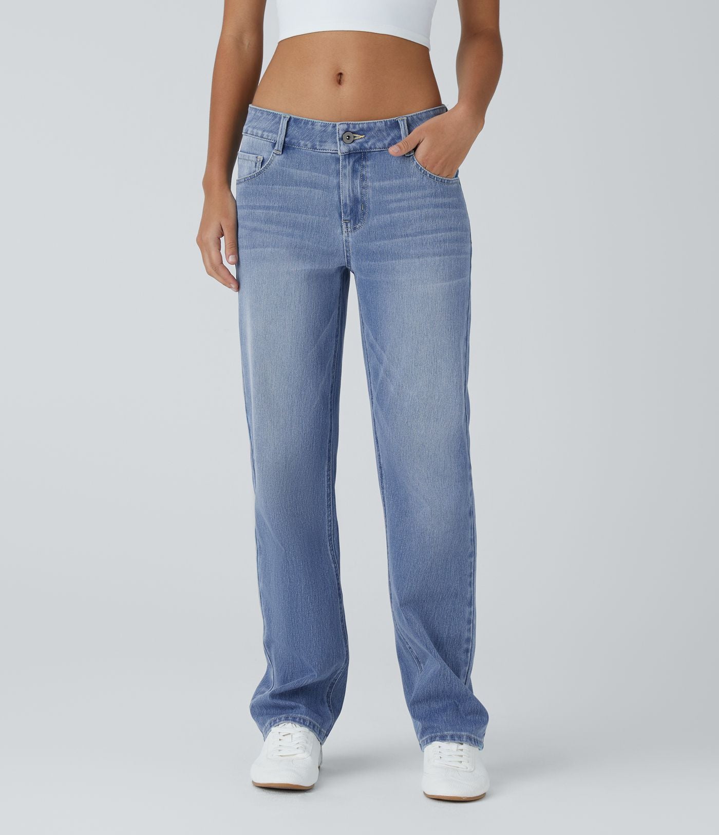 Jean décontracté Halara Flex™ taille basse à jambes droites avec bouton, fermeture éclair, multiples poches, effet délavé en maille extensible