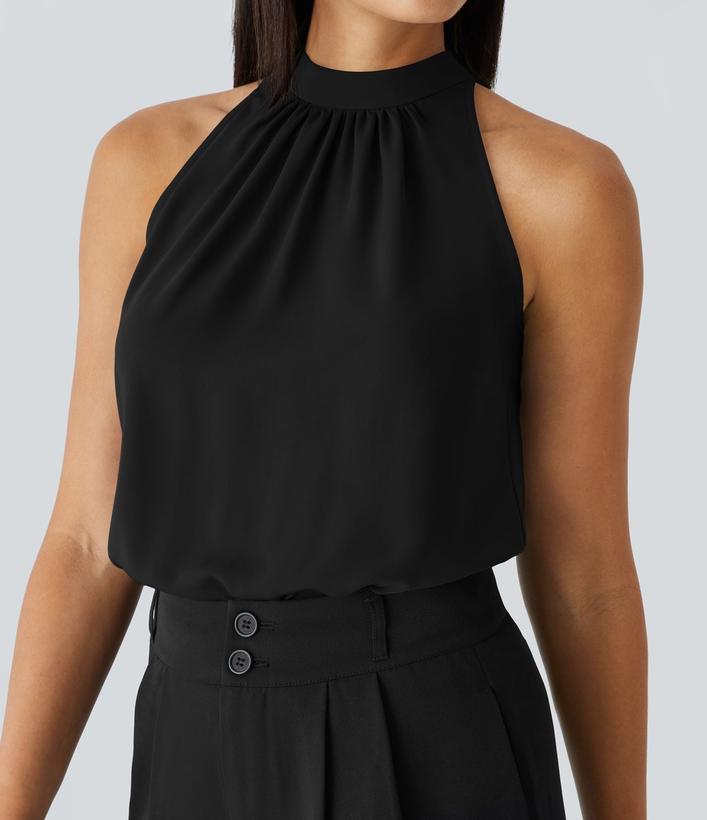 Blouse Travail Sans Manches Ourlet Courbé Col Haut Découpe au Dos Plis