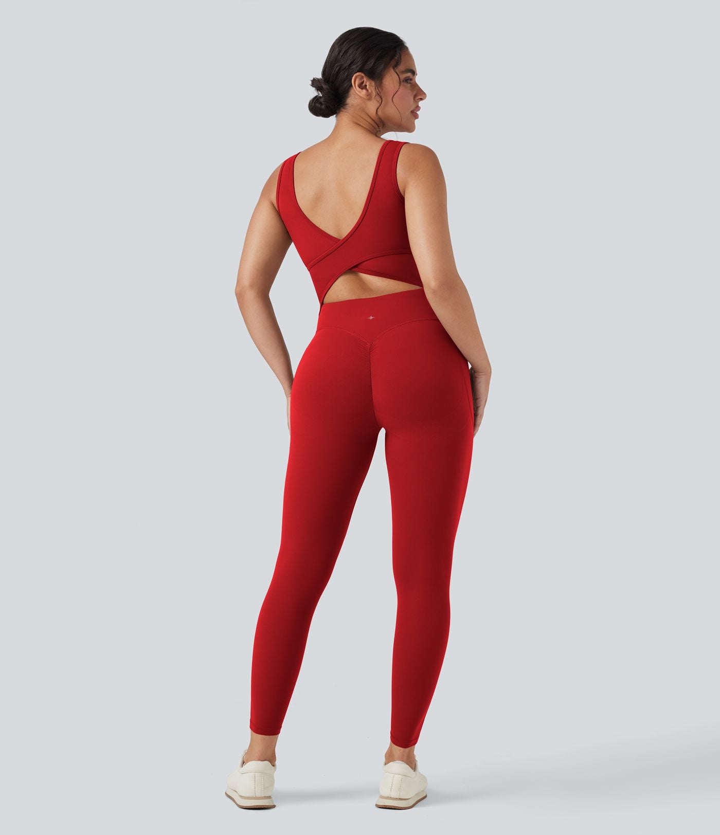 Combinaison de sport Halara UltraSculpt™ col V gainante push-up à poches
