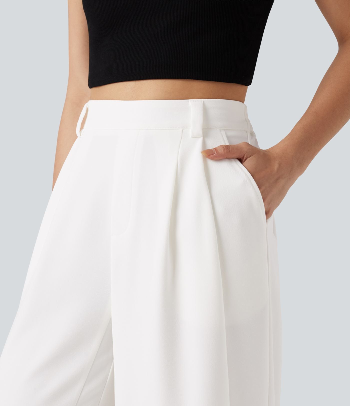Pantalon tailleur large, taille haute, à poches
