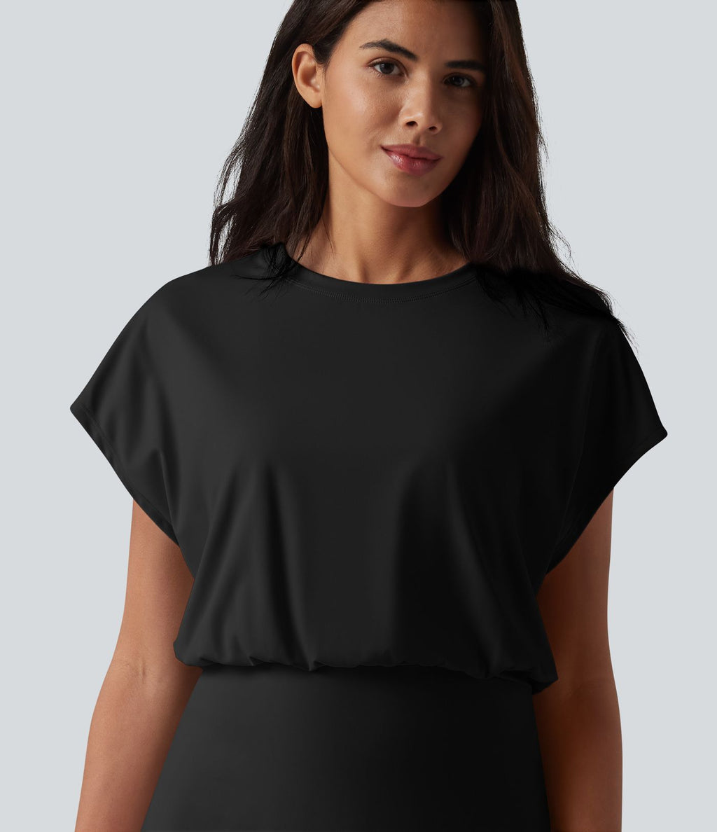 Robe de sport mini de yoga SoftlyZero™ Airy 2-en-1 effet frais InstantCool col rond à manches courtes, demi-zip et poches, accès facile Easy Peasy