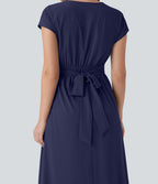Robe midi Breezeful™ col V manches courtes à liens dans le dos séchage rapide avec poches latérales
