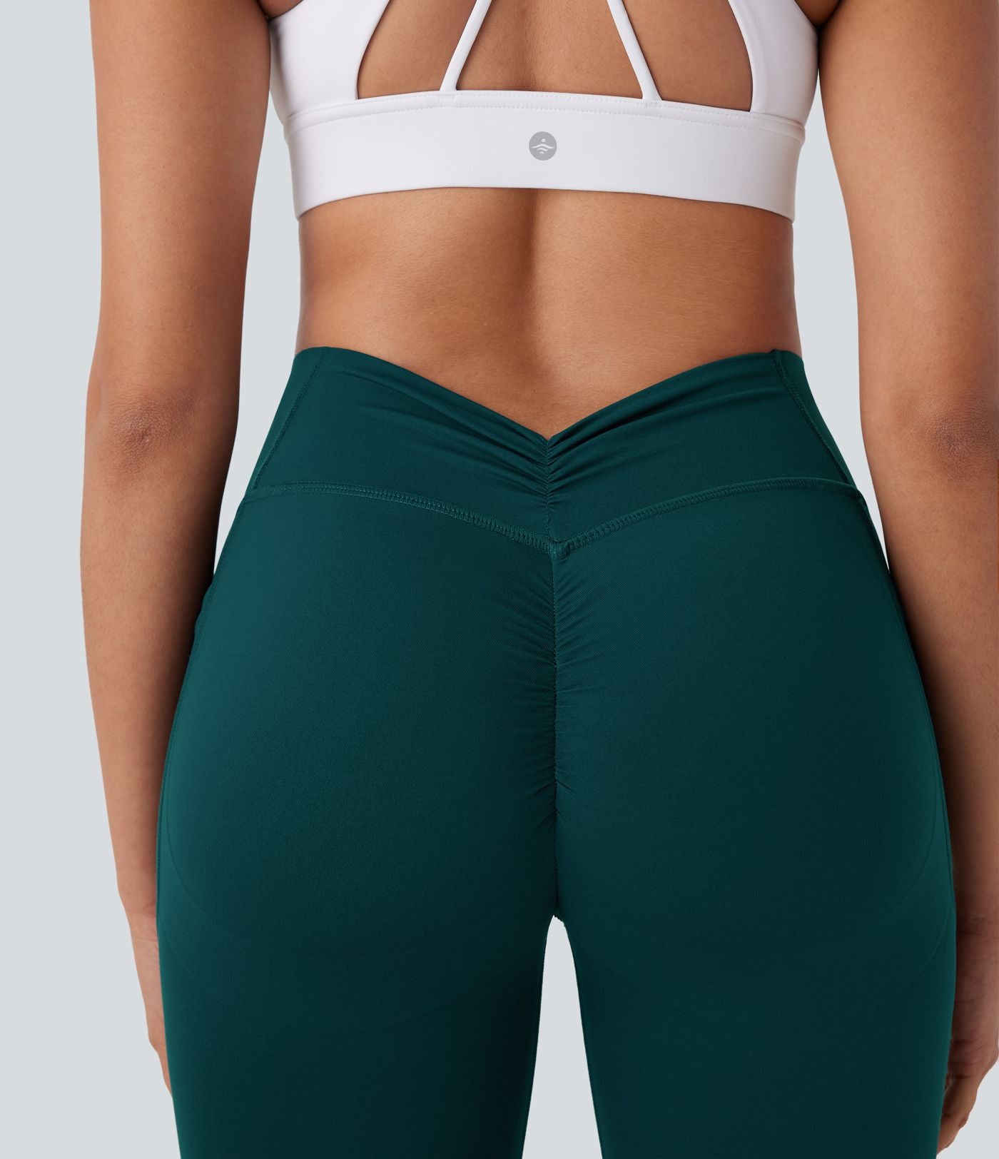 Legging de yoga gainant galbant taille haute avec fronces et poches Halara UltraSculpt™
