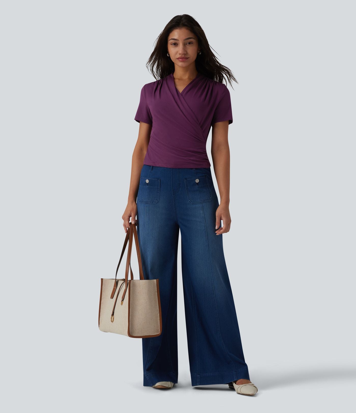 Blouse col V manches courtes pour le bureau