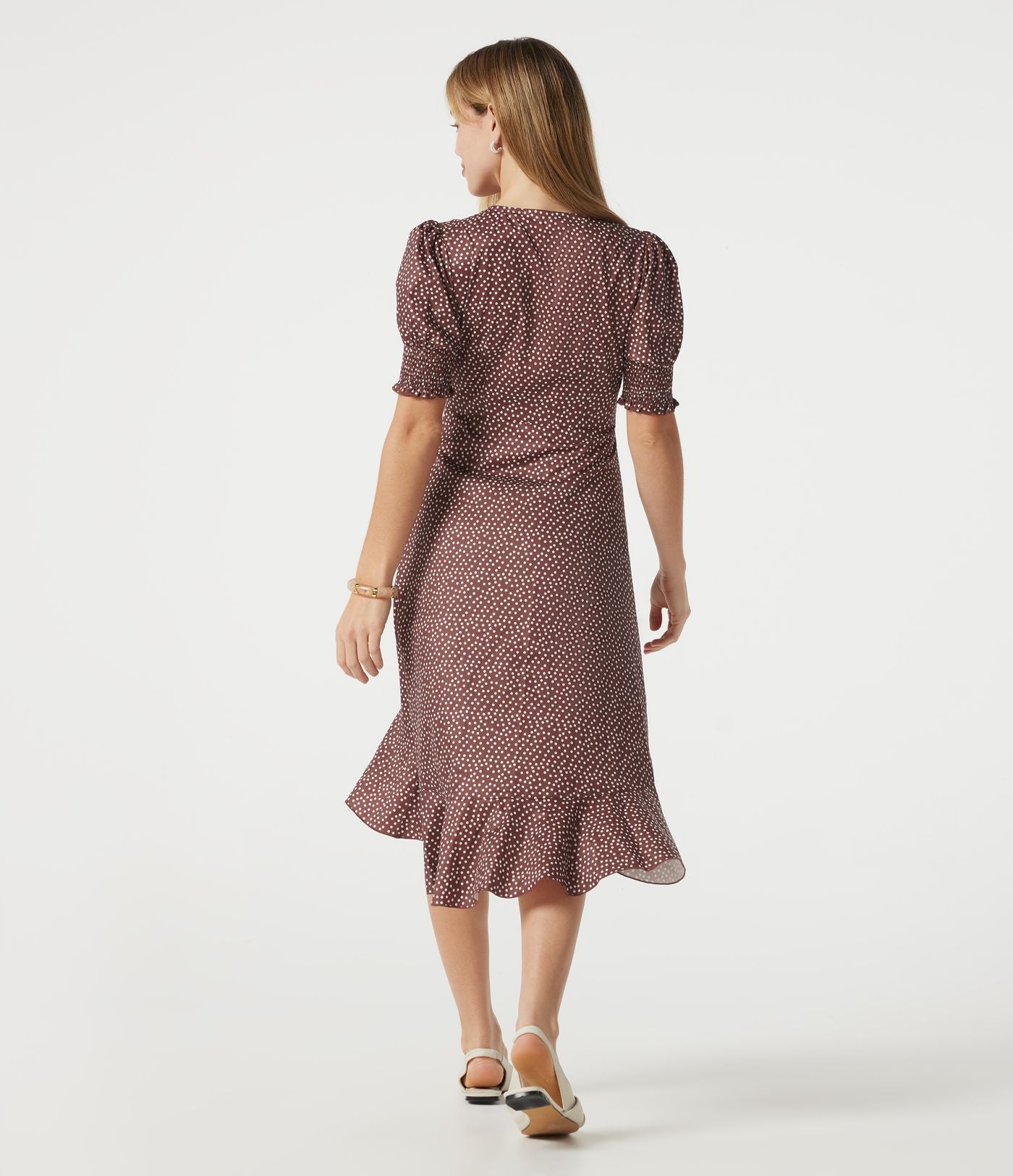 Robe casual midi col V à manches courtes à pois avec ourlet à volants