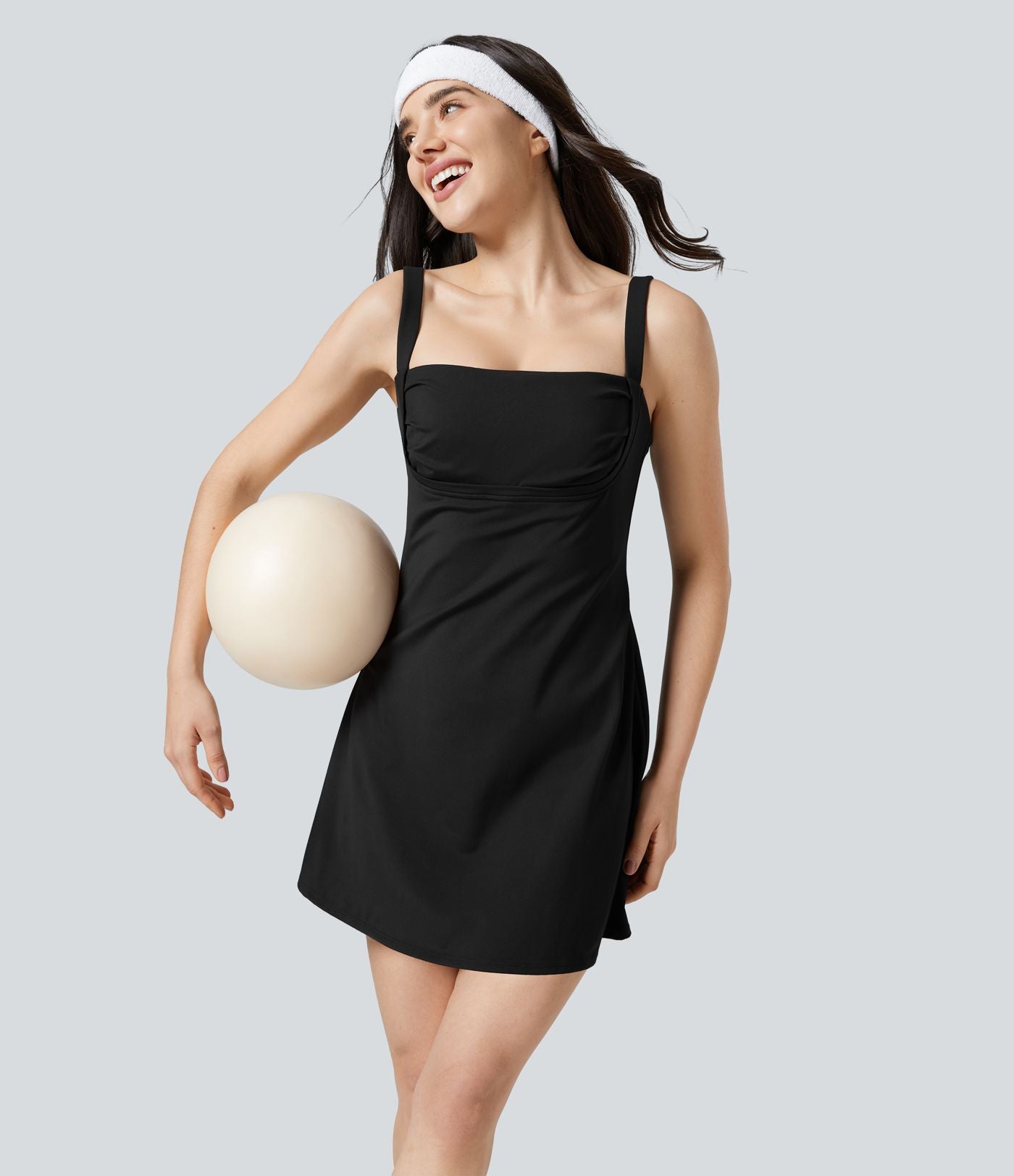 Softlyzero™ Plush Robe Sport Mini à Évasement avec Poches 2-en-1 Dos Nu - Édition Easy Peasy