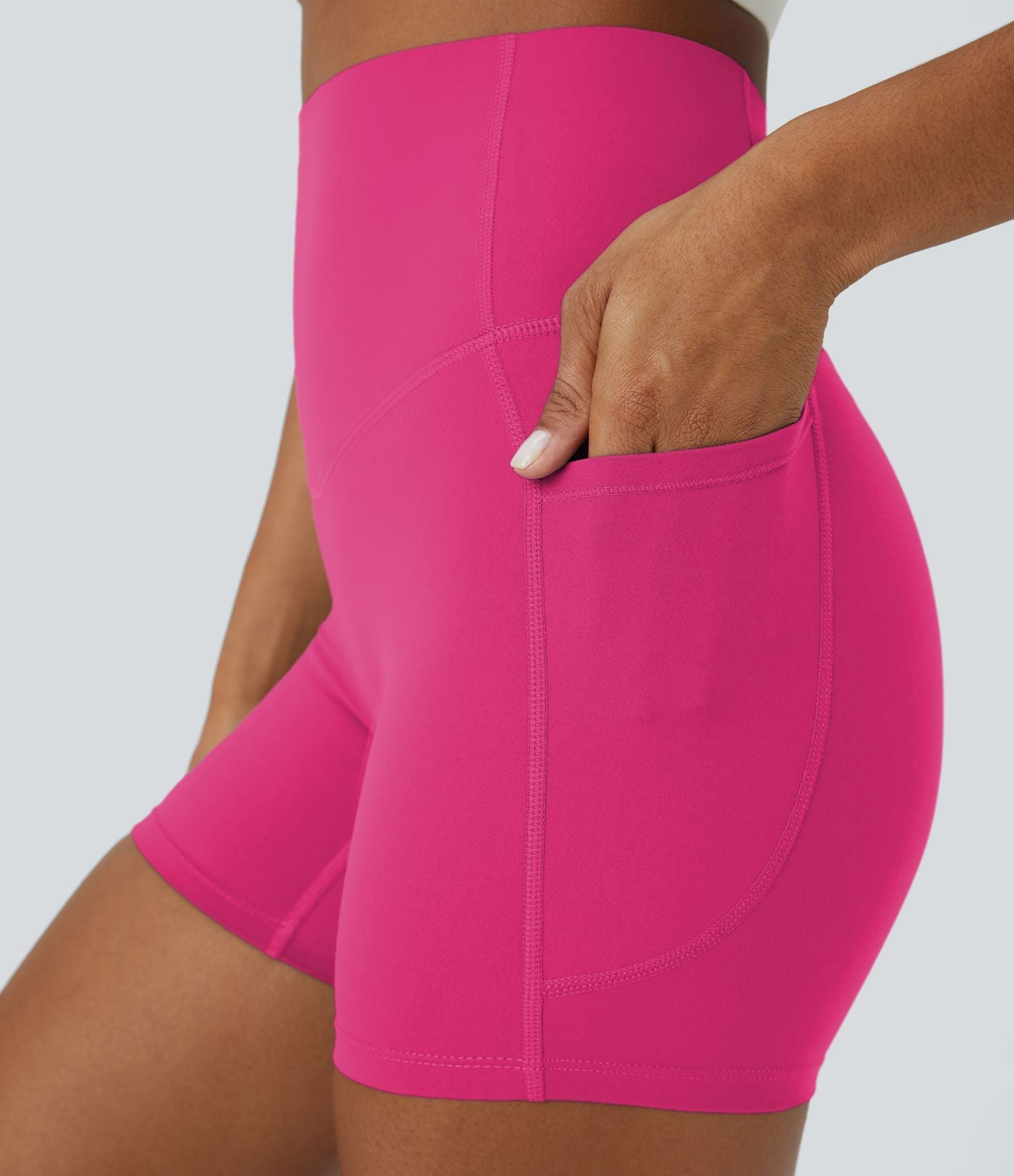Short cycliste d'entraînement gainant taille haute UltraSculpt™ SoCinched à poches latérales 12,5 cm