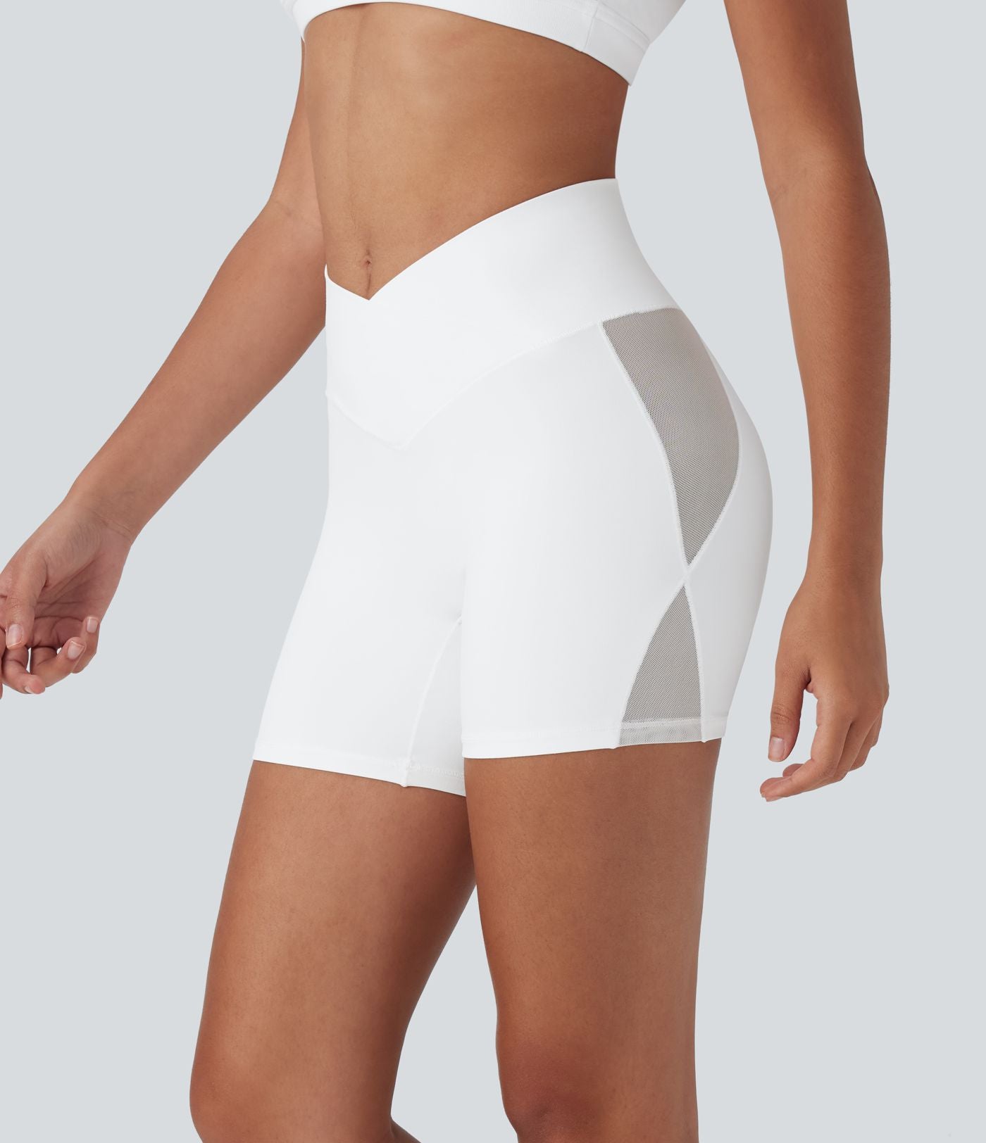Short cycliste de yoga Softlyzero™ taille haute avec design croisé, filet contrasté, poche arrière et protection UPF50+ - 12,5 cm