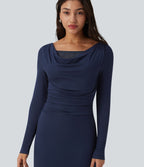 Robe longue en maille côtelée col bénitier manches longues avec dentelle contrastée