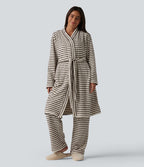 Robe d'intérieur longue en flanelle à rayures manches longues ouverte avec ceinture