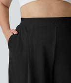 Pantalon de travail grande taille Halara Flex™ à taille haute sculptante et amincissante, poches latérales, jambes larges et tissu micro-gaufré