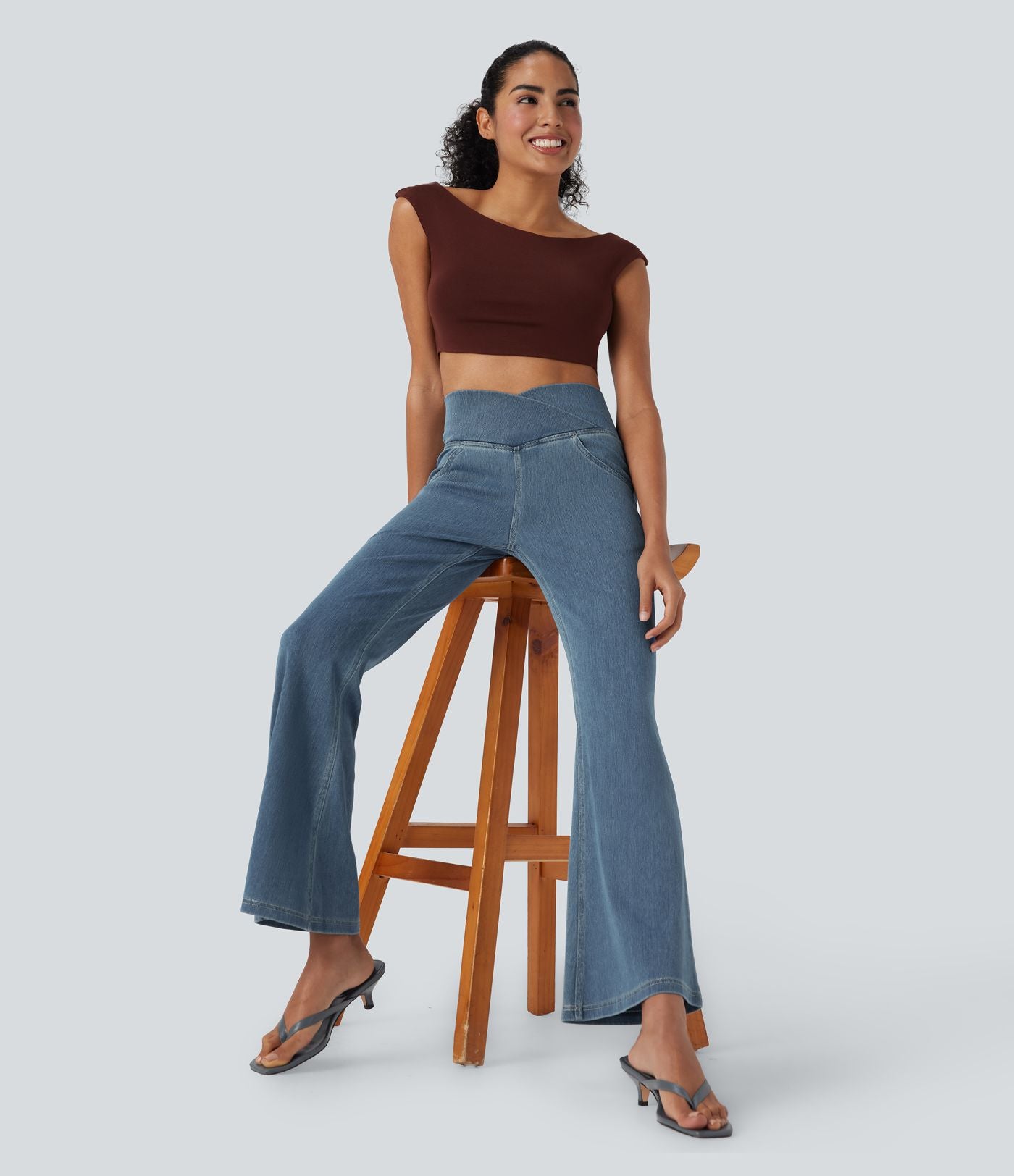 Halara Flex™ - Jean Ultra Evasé Tricot Extensible Lavé Poches Croisées Taille Haute