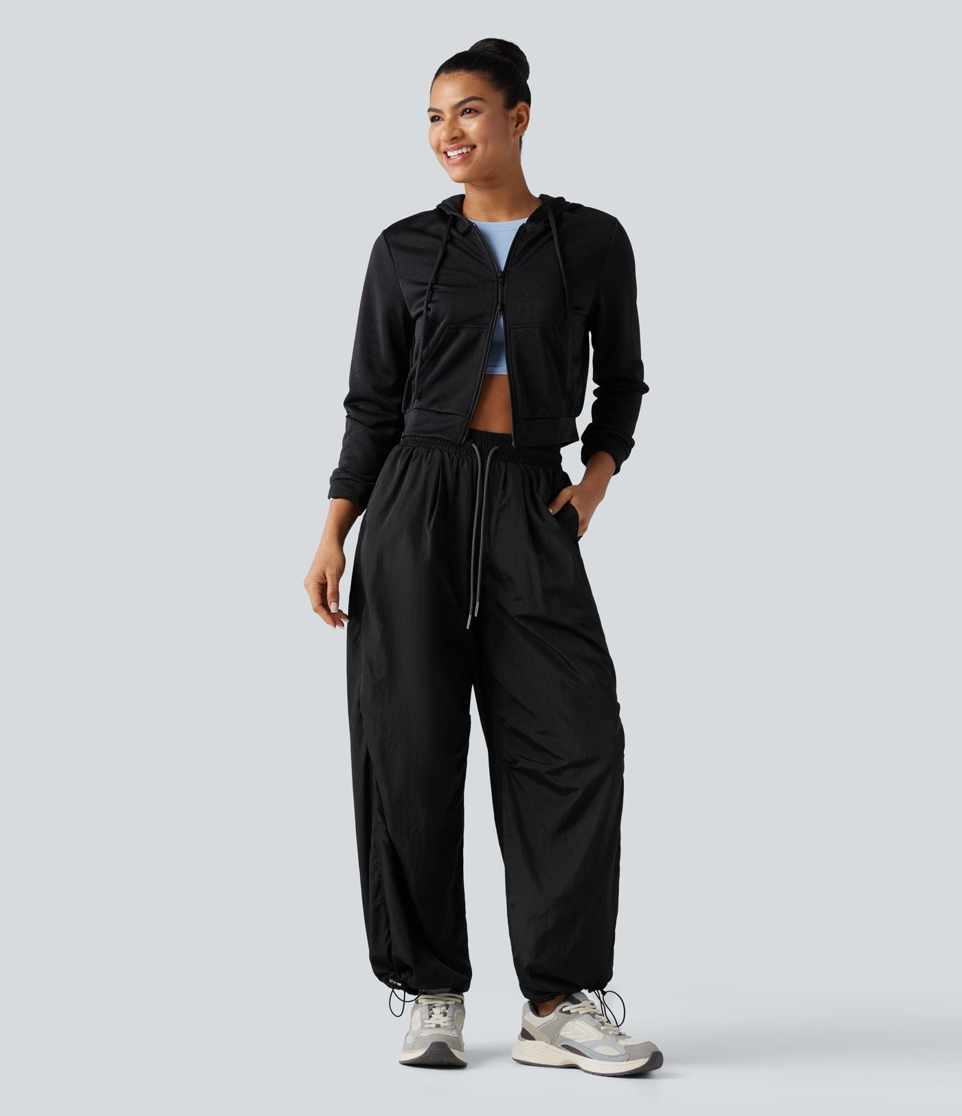 Pantalon cargo ample de randonnée taille haute avec cordon de serrage, fronces et poches