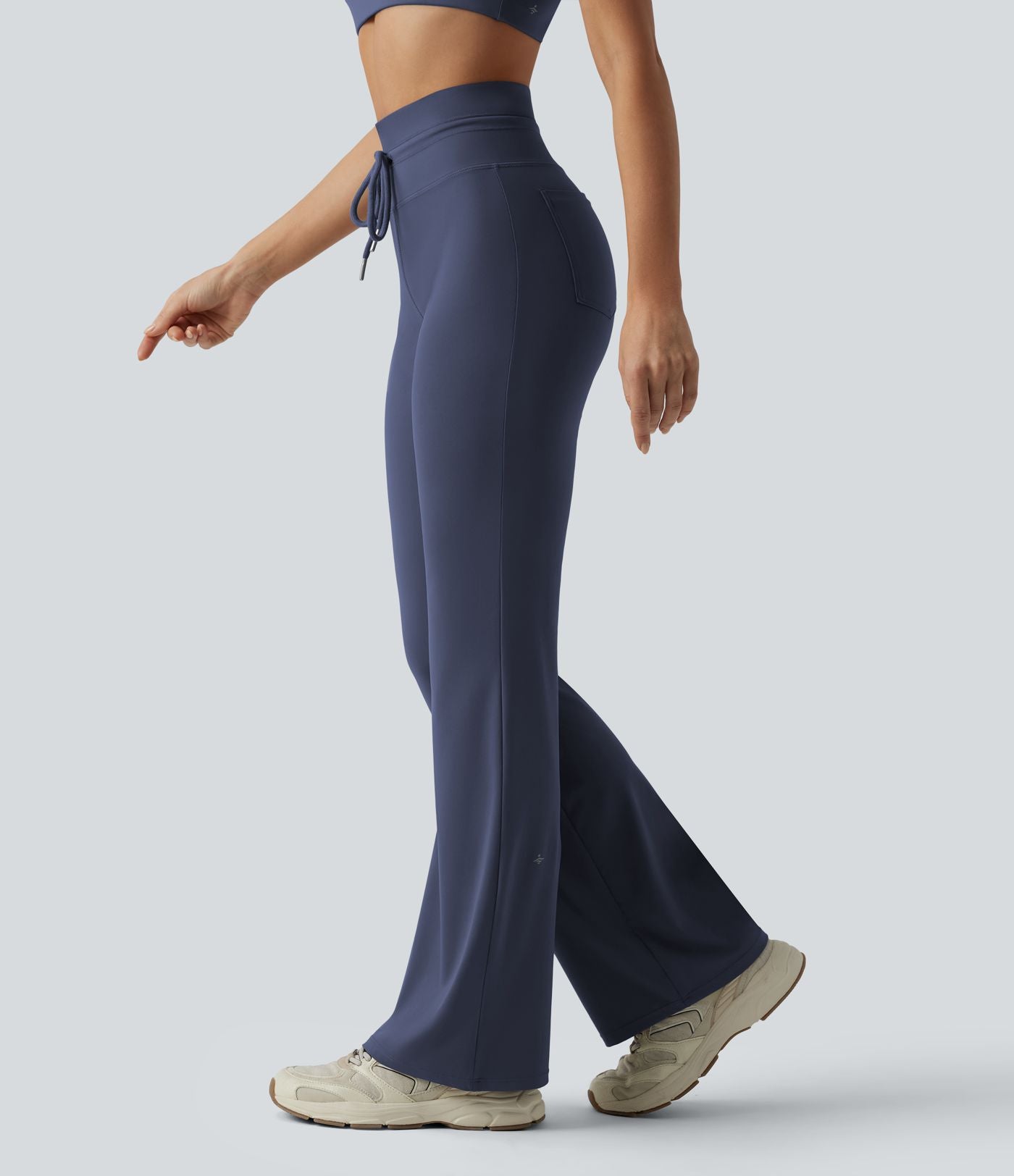 Pantalon de yoga évasé taille haute avec cordon de serrage uni et poches