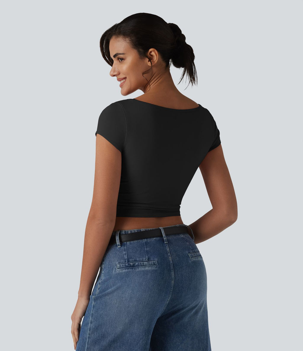 T-shirt court col bateau manches courtes avec fronces et brassière intégrée