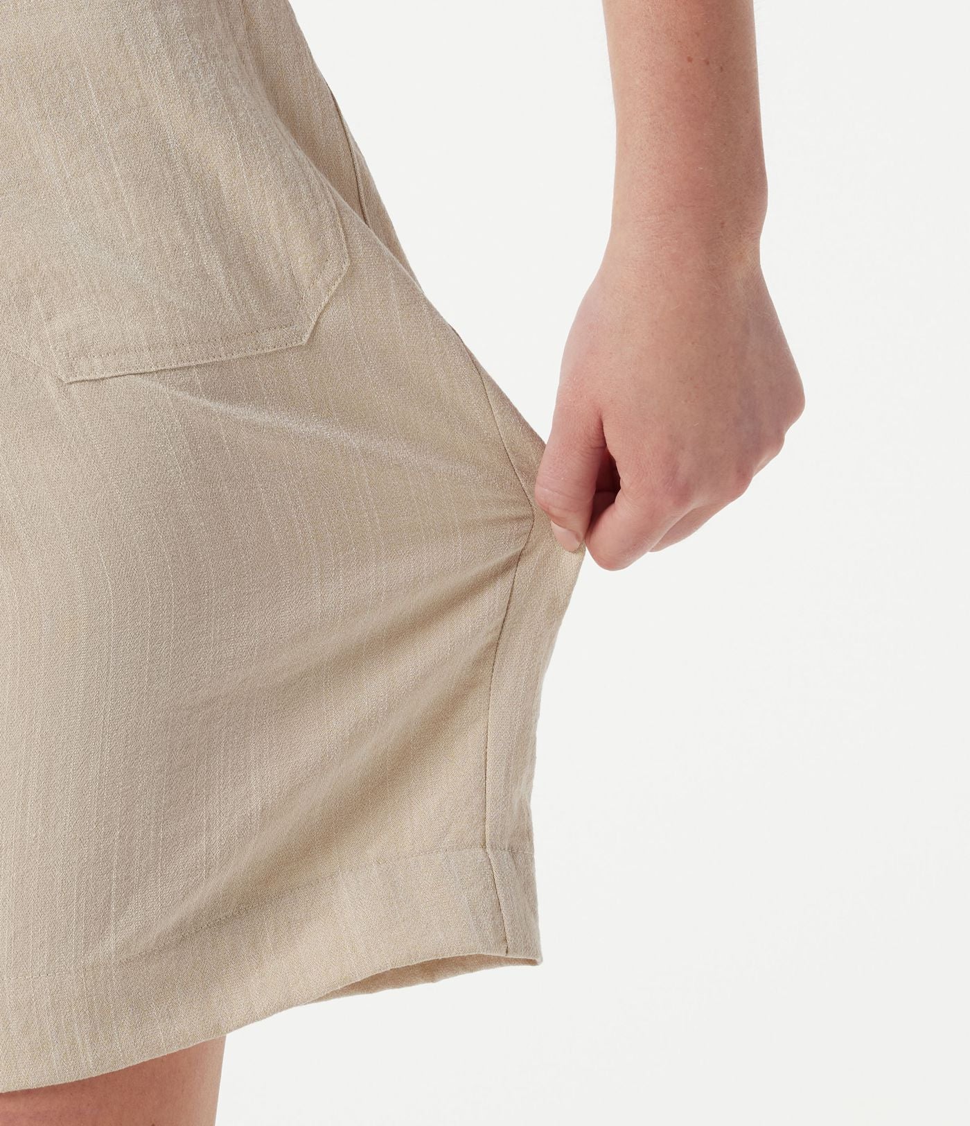 Short casual taille haute toucher lin 17,5 cm avec poches