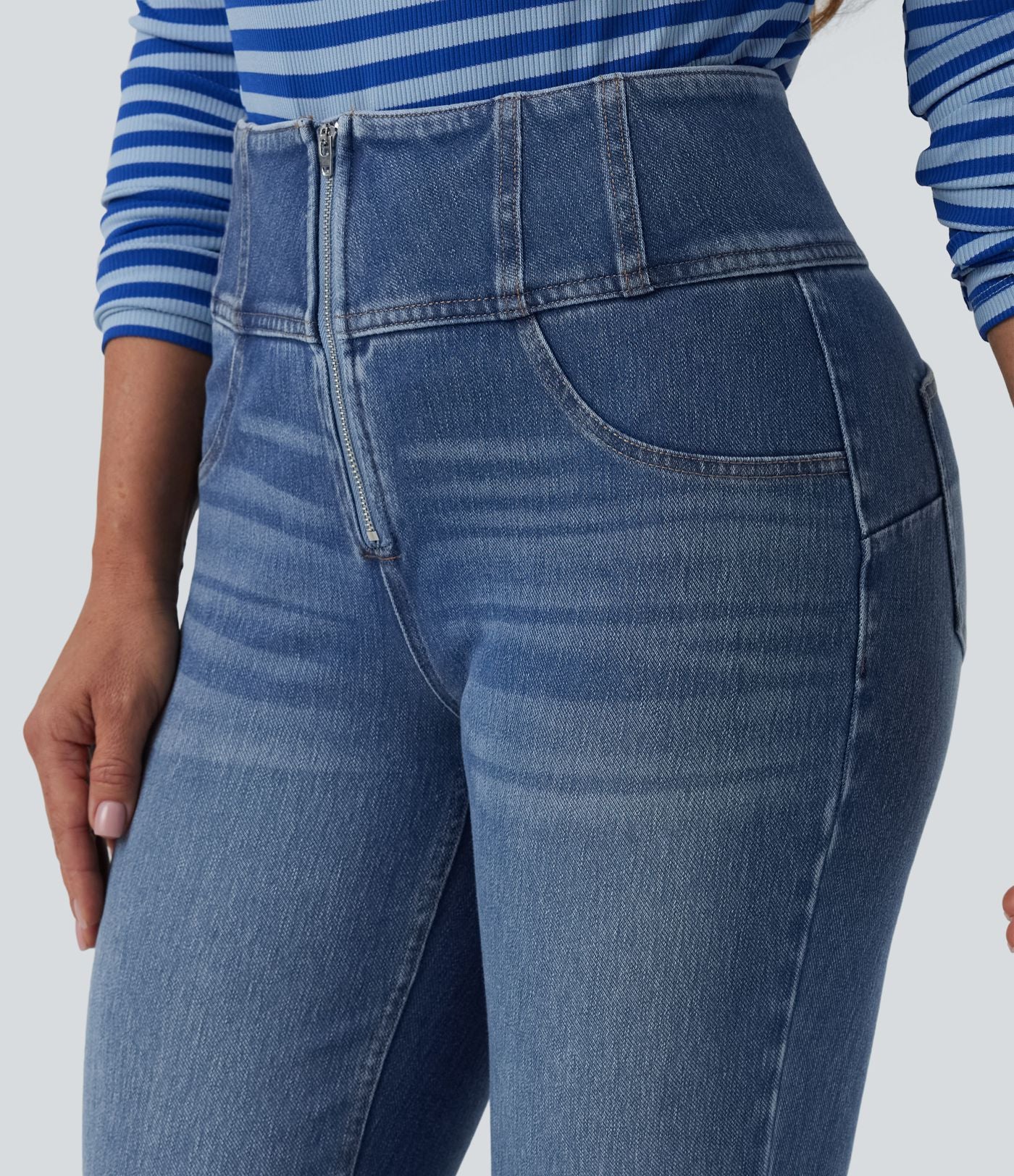 Jean évasé décontracté Halara Flex™ gainant taille mi-haute demi-zip avec poches