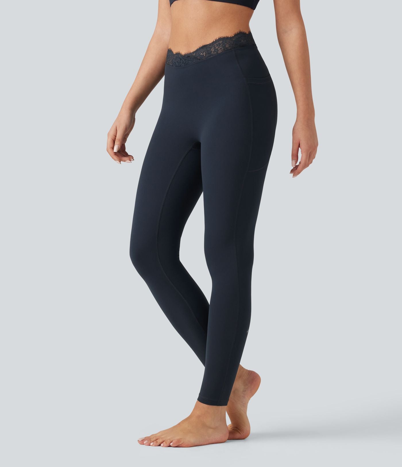 Legging de yoga Halara UltraSculpt™ taille haute, ceinture en V, dentelle contrastée, à poches