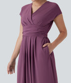 Robe midi Breezeful™ col V manches courtes à liens dans le dos séchage rapide avec poches latérales