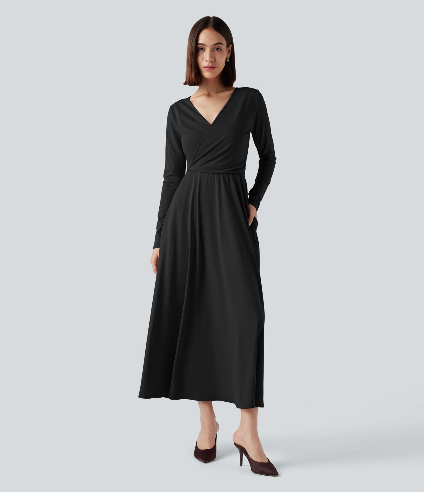 Robe mi-longue deux pièces à manches longues effet cache-cœur avec nœud au dos et poches