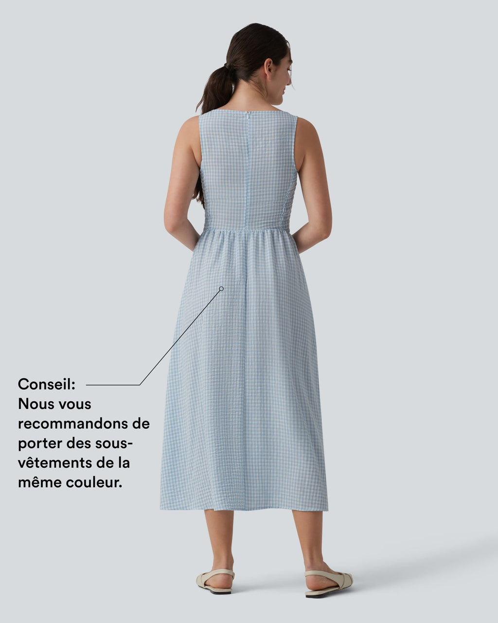 Robe longue fluide casual aspect lin col bateau sans manches à carreaux avec poches