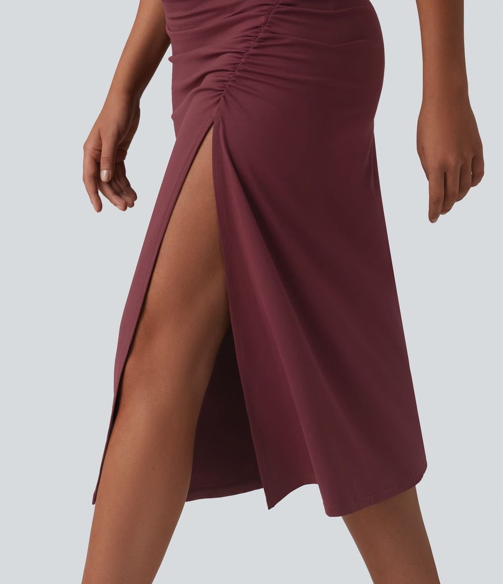 Robe décontractée moulante mi-longue col cheminée sans manches avec fermeture éclair invisible froncée et fente