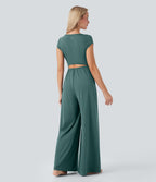 Combinaison de yoga Softlyzero™ Airy Cool Touch à col cranté, manches courtes, jambes larges et poches latérales - Édition Easy Peasy